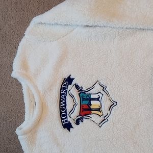 Harry Potter Hogwarts fleece sweater or sleep shirt. Size XL (16-18)